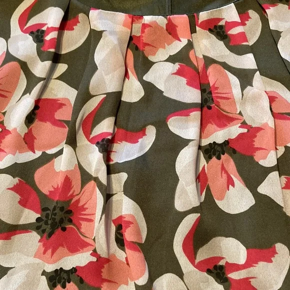 Women’s Liz Claiborne Collection Sleeveless Blouse XL NWT Tuscan Olive M #50 - Picture 13 of 17